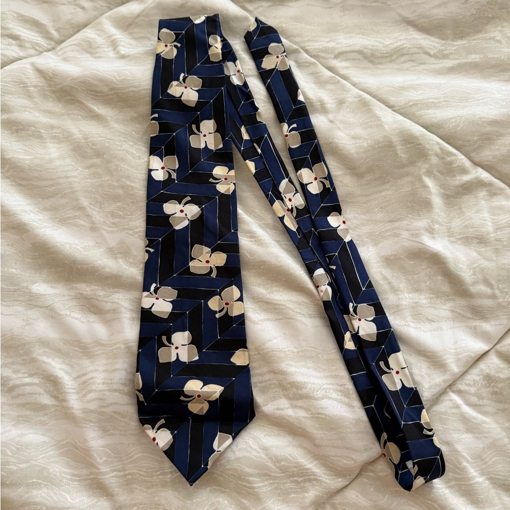 Vintage Oscar de la Renta Silk Tie